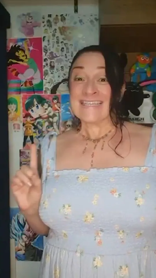 🌟 Apresentando Tânia Gaidarji, a voz por trás de personagens icônicas! 🎙️✨

Estamos emocionados em receber a talentosí...